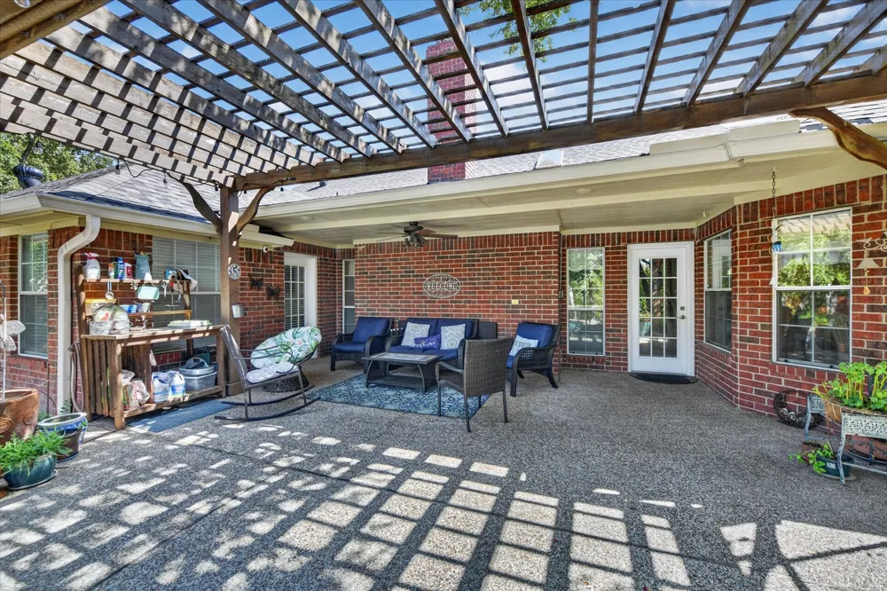 224 Rob Lane Hudson Oaks, TX 76087