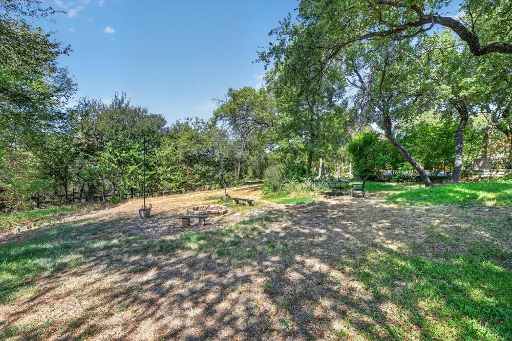 224 Rob Lane Hudson Oaks, TX 76087