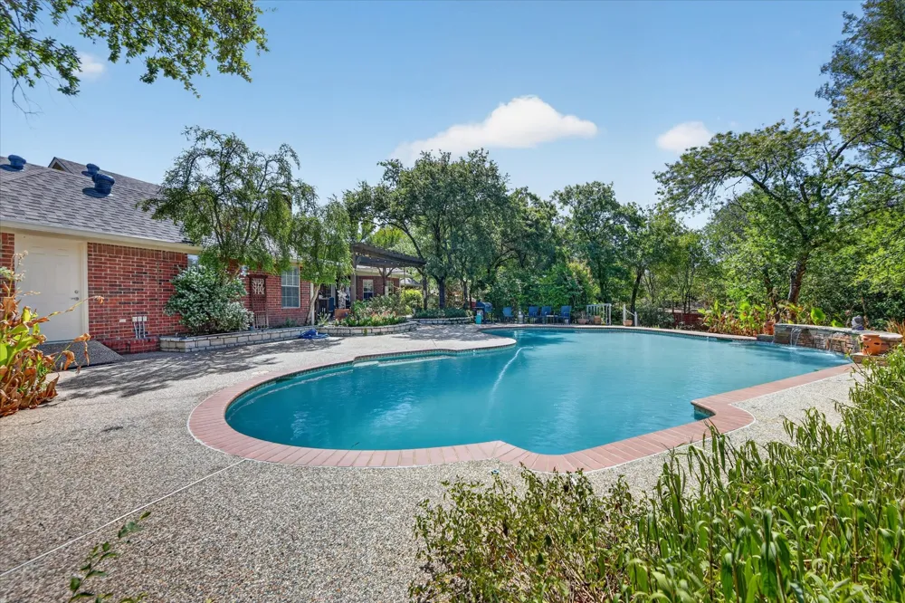 224 Rob Lane Hudson Oaks, TX 76087