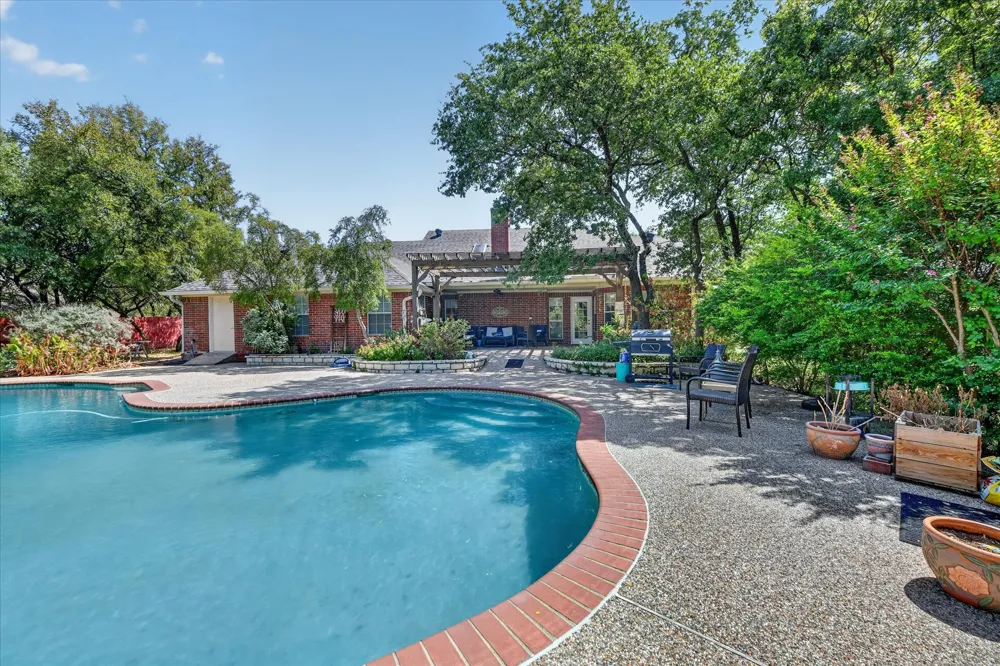 224 Rob Lane Hudson Oaks, TX 76087
