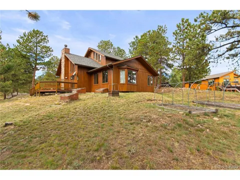 1053 Yellow Pine Drive