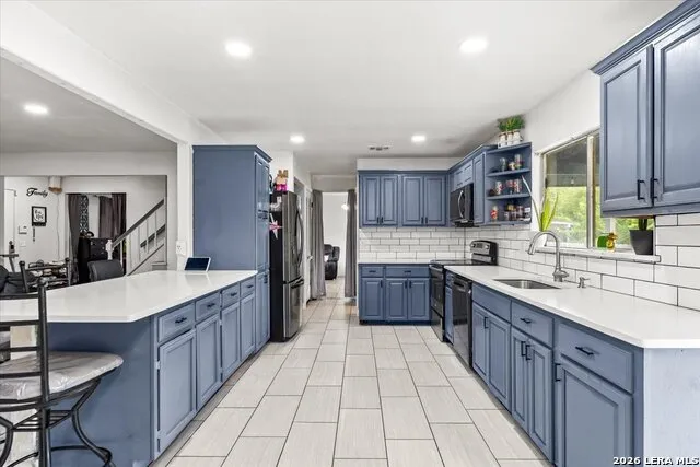 7910 VALLEY TRL San Antonio, TX 78250