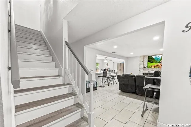 7910 VALLEY TRL San Antonio, TX 78250