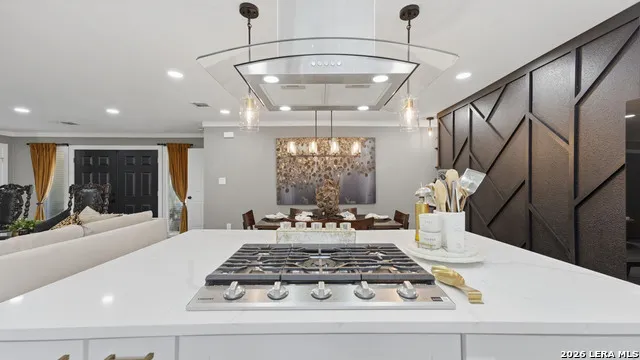 125 Rilla Vista San Antonio, TX 78216