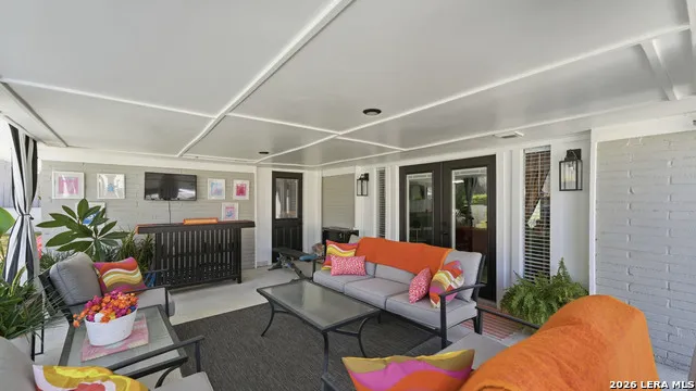 125 Rilla Vista San Antonio, TX 78216