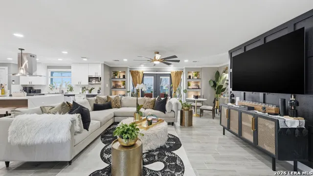 125 Rilla Vista San Antonio, TX 78216