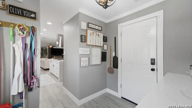125 Rilla Vista San Antonio, TX 78216