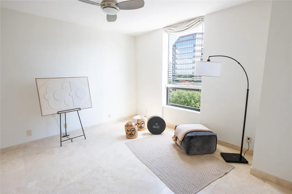 5100 San Felipe Street #72 Houston, TX 77056