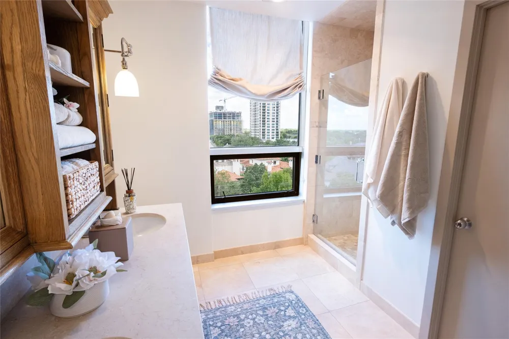 5100 San Felipe Street #72 Houston, TX 77056