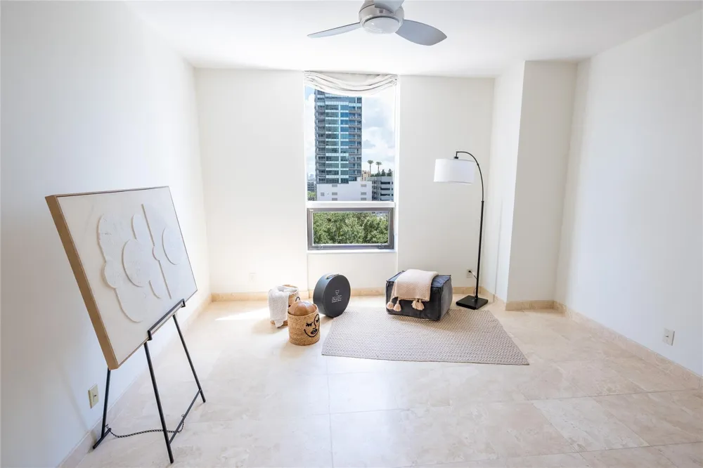 5100 San Felipe Street #72 Houston, TX 77056