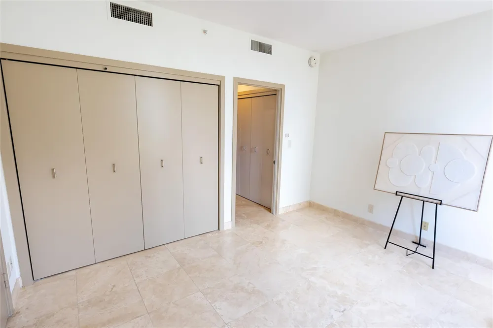5100 San Felipe Street #72 Houston, TX 77056