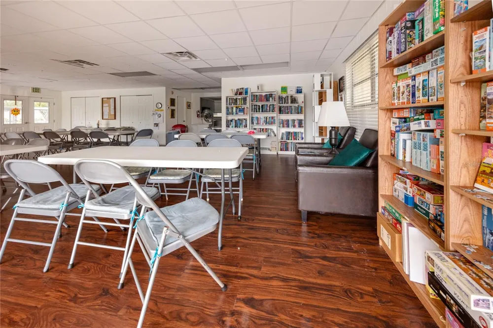 821 DELEON COURT #309 Dunedin, FL 34698