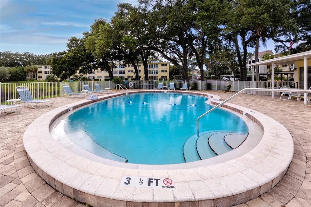 821 DELEON COURT #309 Dunedin, FL 34698