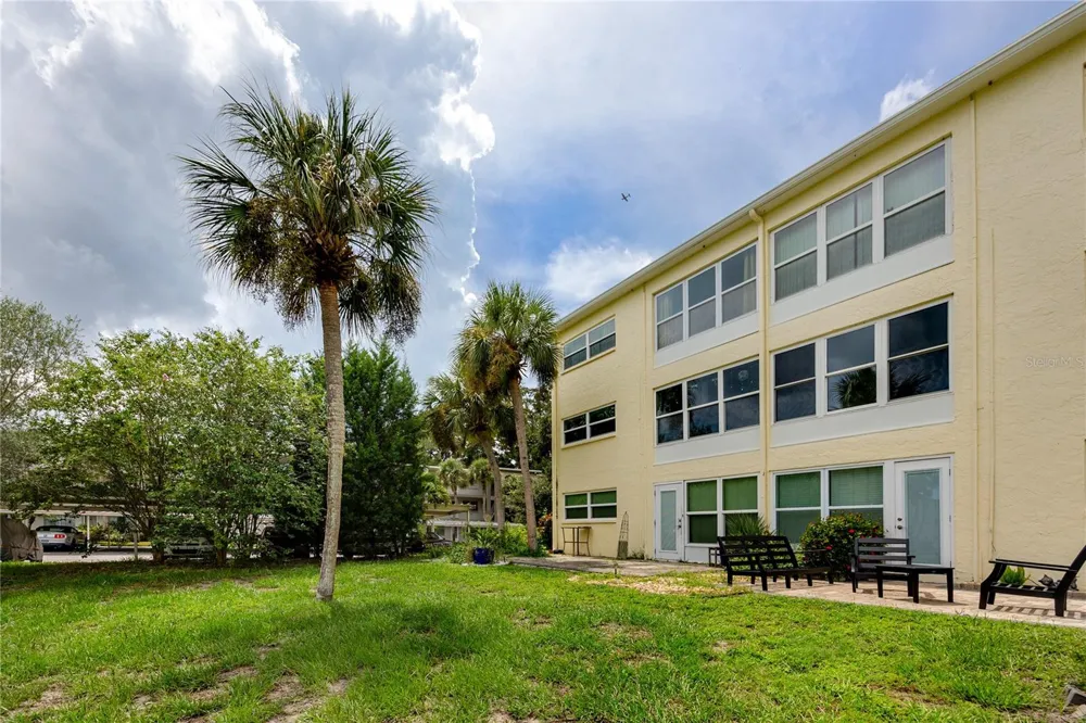 821 DELEON COURT #309 Dunedin, FL 34698