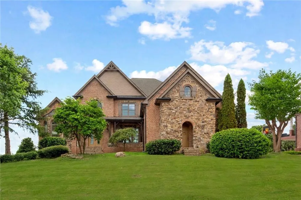 2613 Northern Oak Drive Braselton, GA 30517