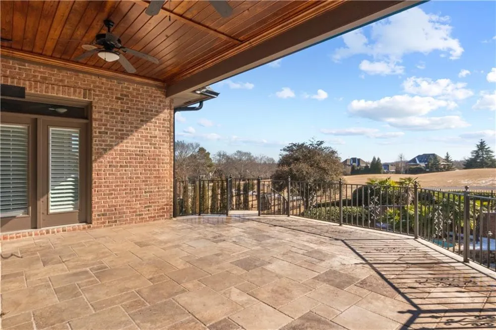 2613 Northern Oak Drive Braselton, GA 30517