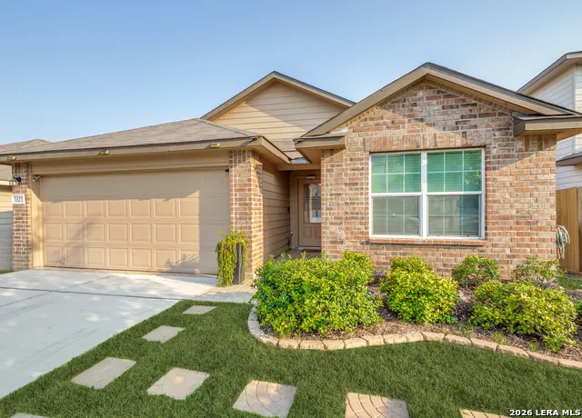 7327 Equinox Corner San Antonio, TX 78252