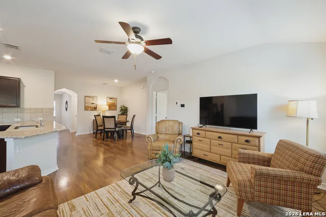 7327 Equinox Corner San Antonio, TX 78252