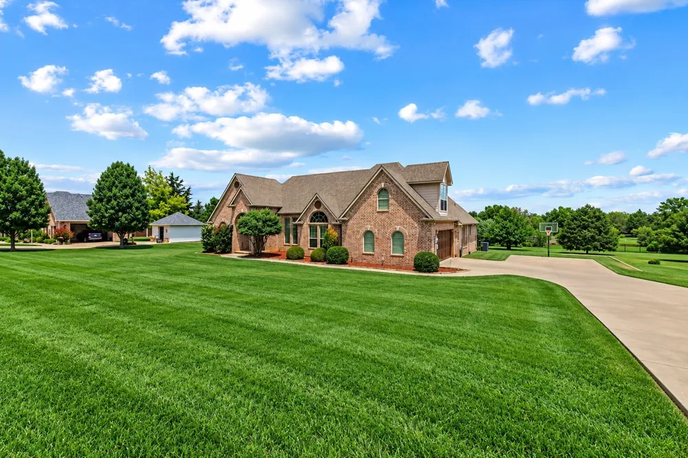 3707 Heatherwood Lane Sherman, TX 75090