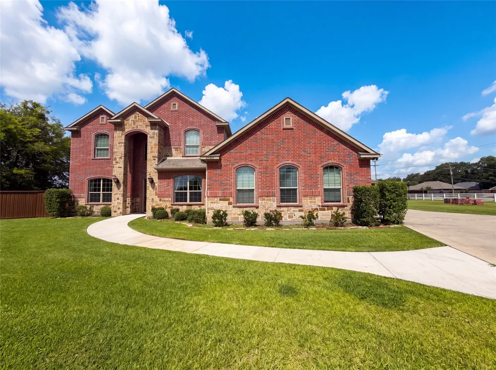 8580 Cedar Creek Lane Greenville, TX 75402
