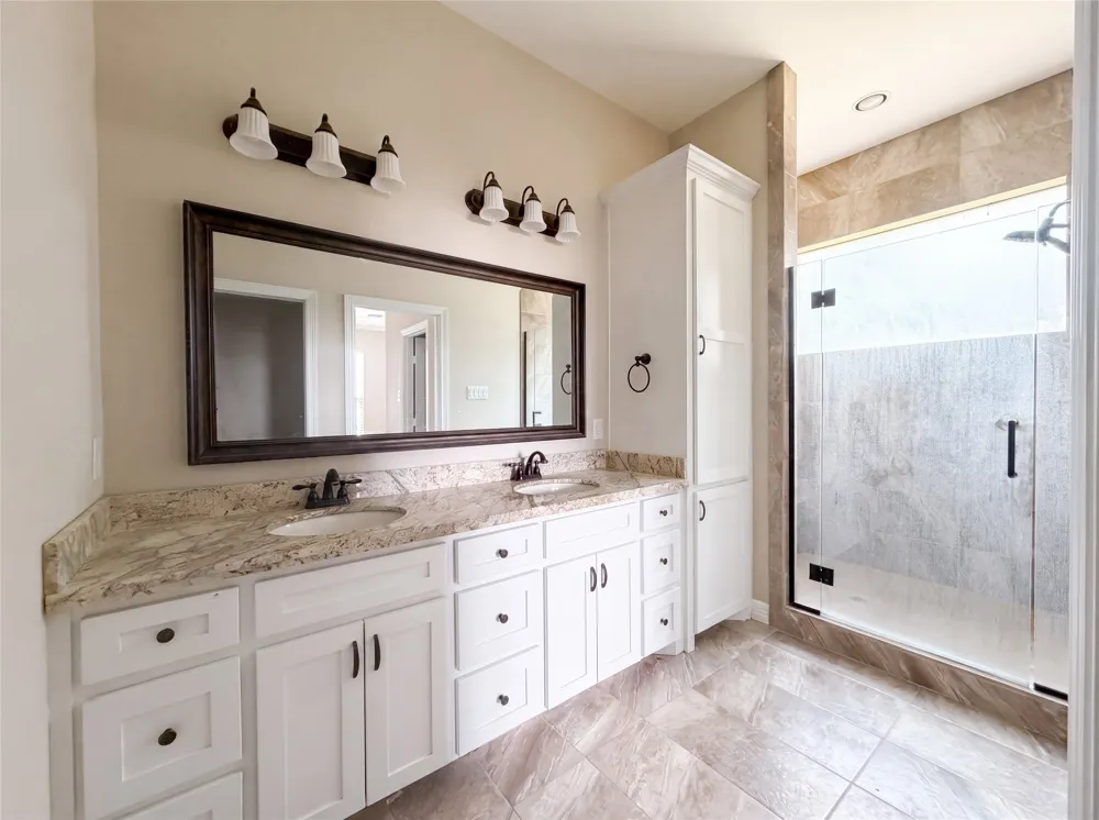8580 Cedar Creek Lane Greenville, TX 75402