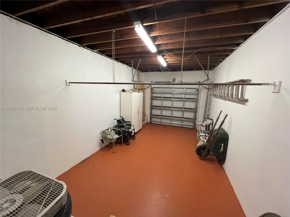 260 W 15th St #0 Hialeah, FL 33010