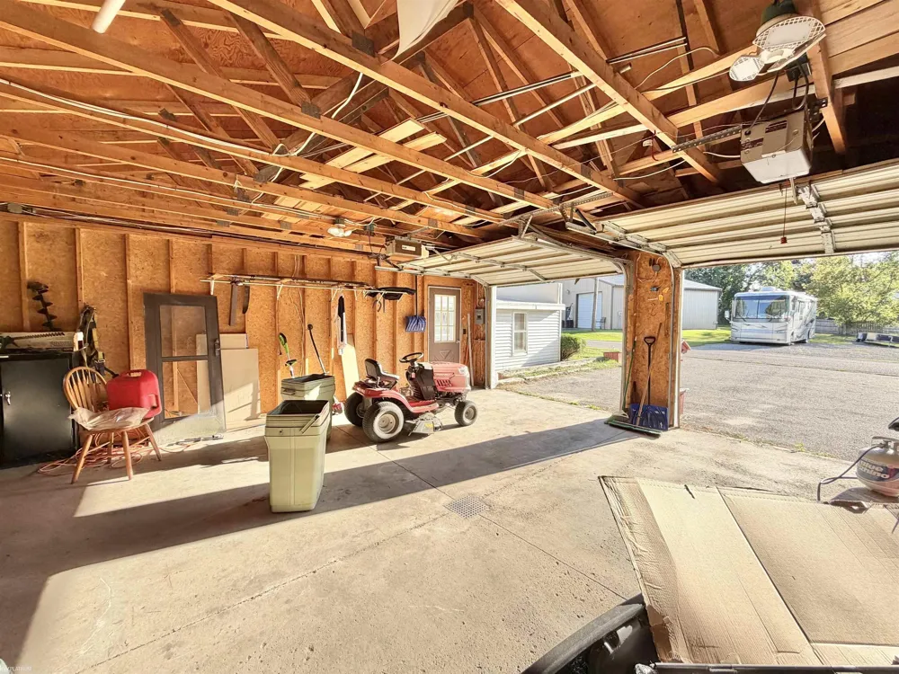 112 Lakeview Drive Hawes Township, MI 48742