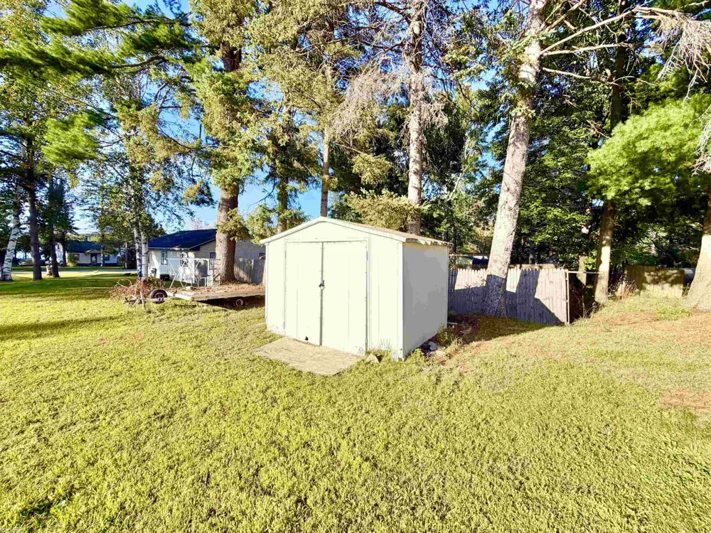 112 Lakeview Drive Hawes Township, MI 48742