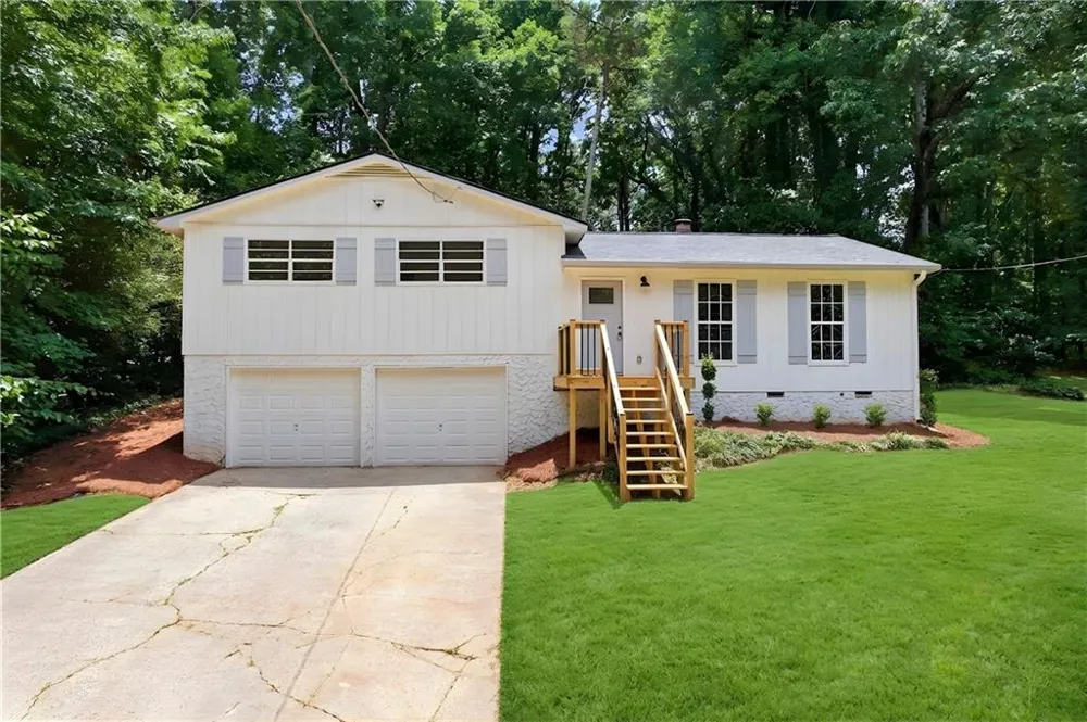 411 Hunters Lane Woodstock, GA 30189