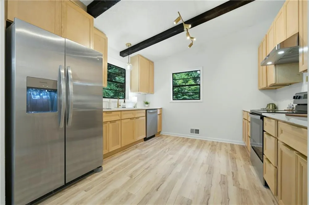 411 Hunters Lane Woodstock, GA 30189