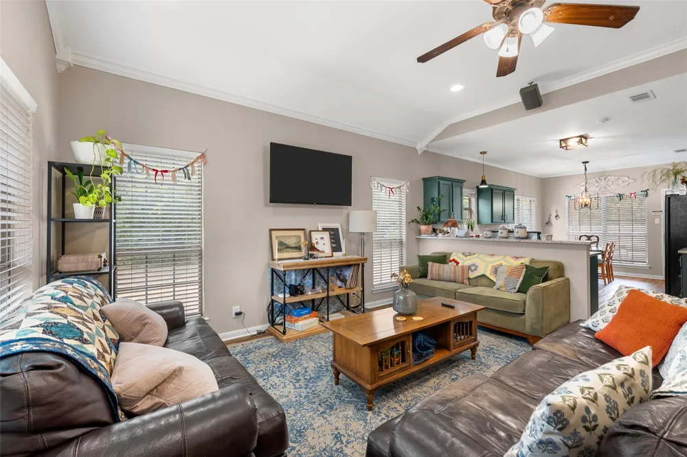 102 Garden Drive Waco, TX 76706