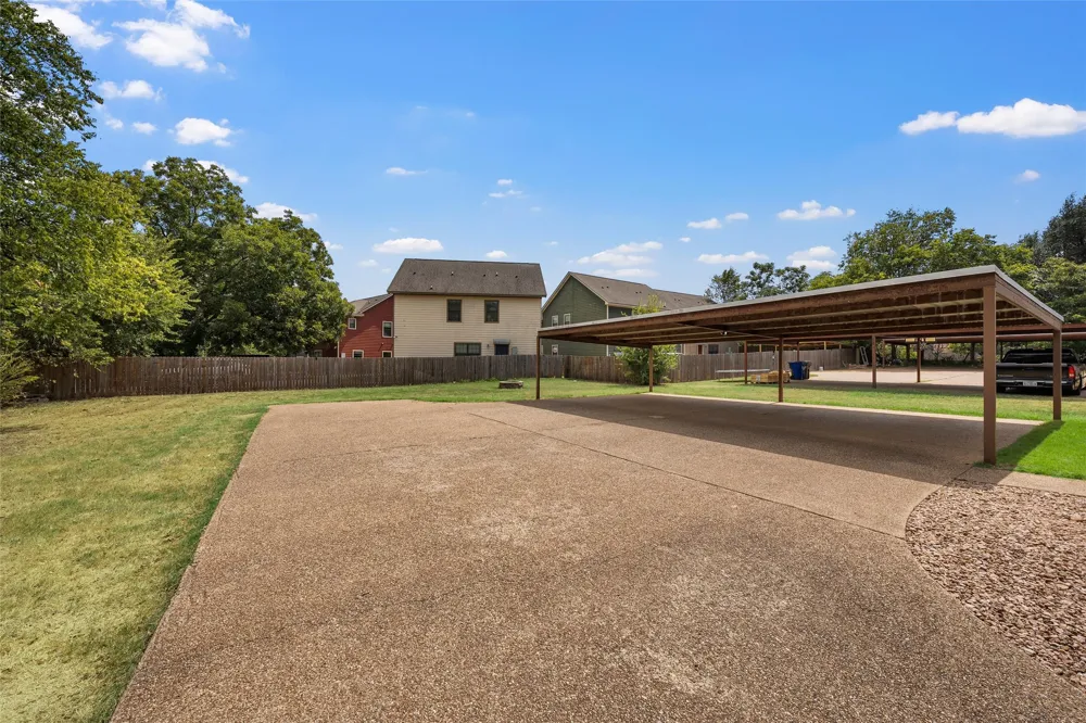 102 Garden Drive Waco, TX 76706