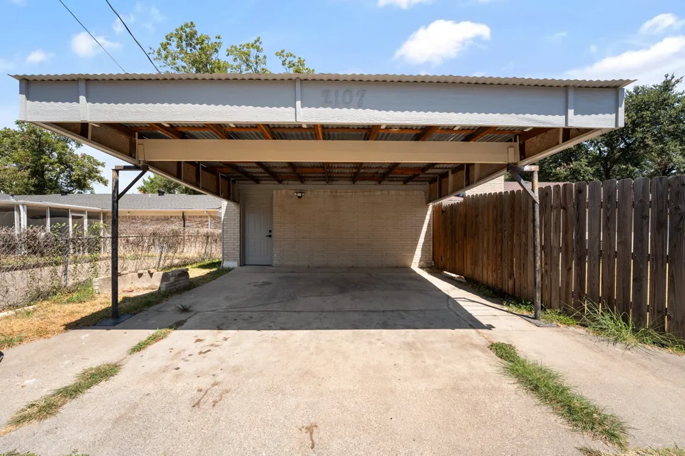 2107 Aloha Drive Mesquite, TX 75150