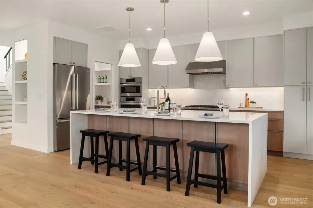 6214 40th Avenue NE Seattle, WA 98115