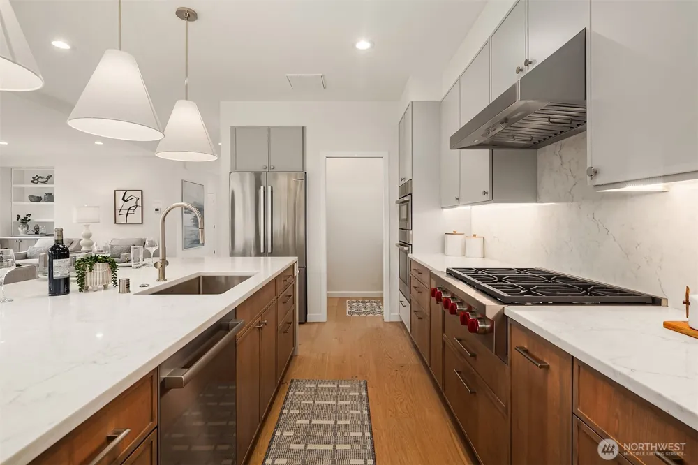6214 40th Avenue NE Seattle, WA 98115