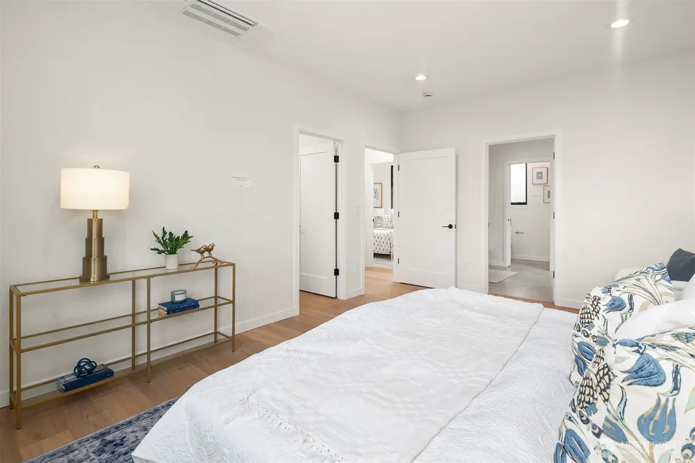 6214 40th Avenue NE Seattle, WA 98115