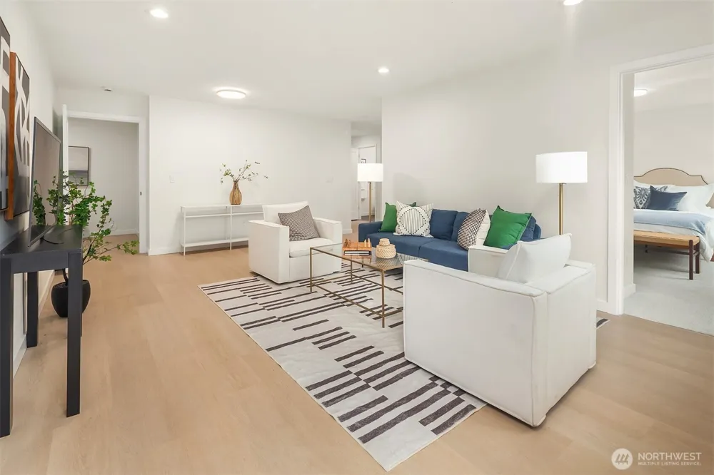 6214 40th Avenue NE Seattle, WA 98115