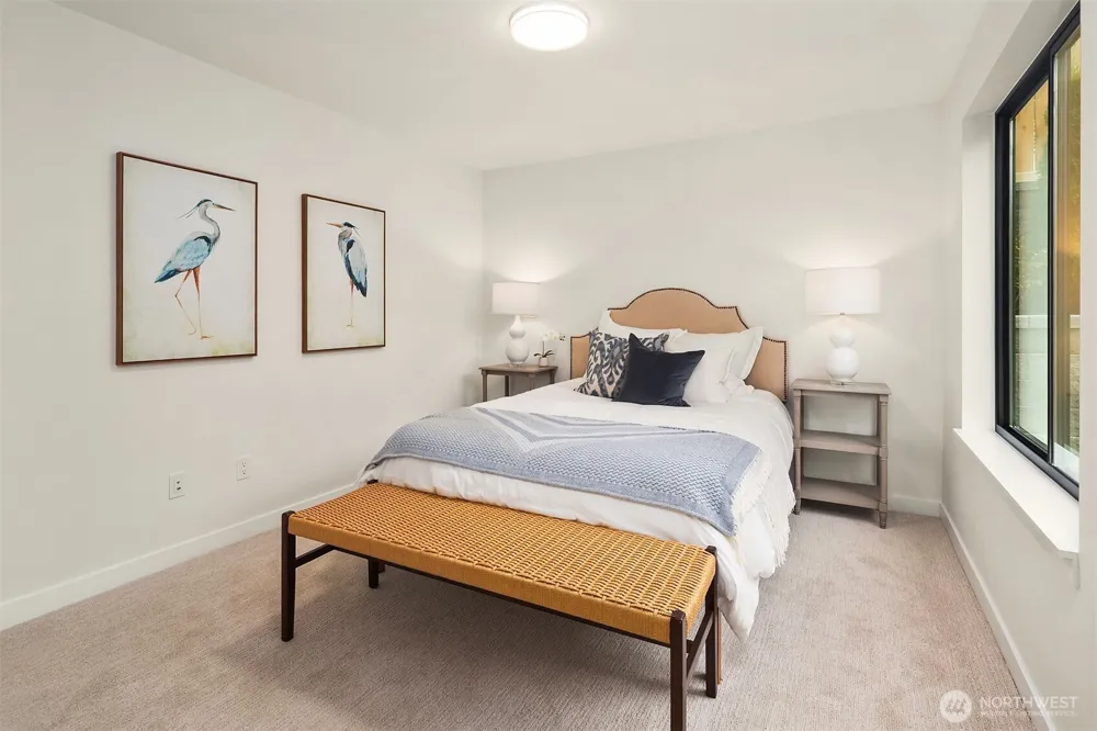 6214 40th Avenue NE Seattle, WA 98115