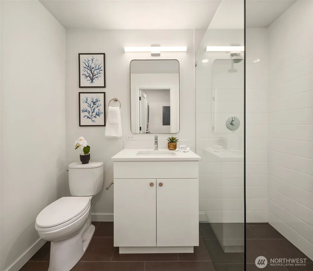 6214 40th Avenue NE Seattle, WA 98115