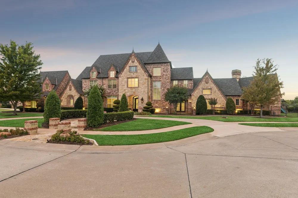 6900 Rockingham Court Colleyville, TX 76034