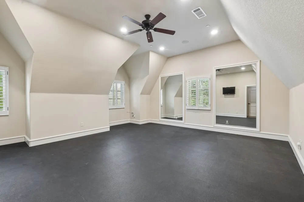 6900 Rockingham Court Colleyville, TX 76034