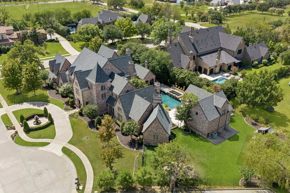 6900 Rockingham Court Colleyville, TX 76034