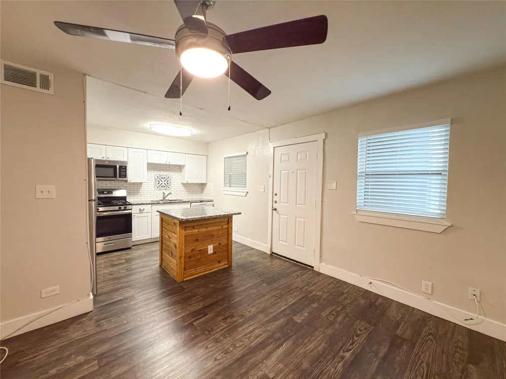 5928 Fletcher Avenue #2 Fort Worth, TX 76107