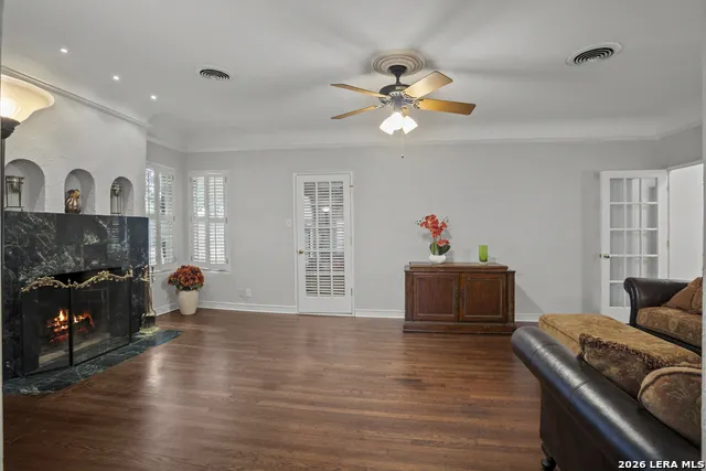 144 Greenlawn Dr San Antonio, TX 78201
