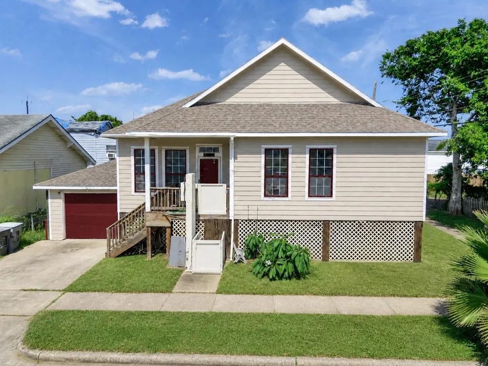 1510 36th Street Galveston, TX 77550