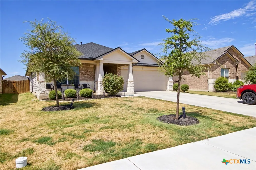 105 Harlan Drive Hutto, TX 78634