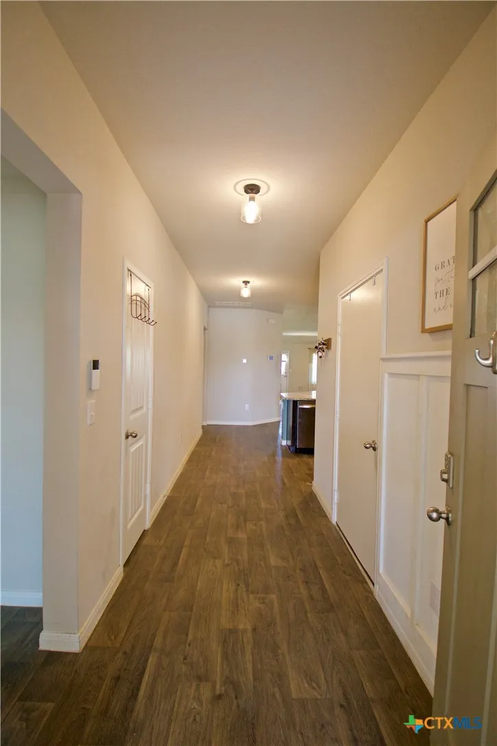 105 Harlan Drive Hutto, TX 78634