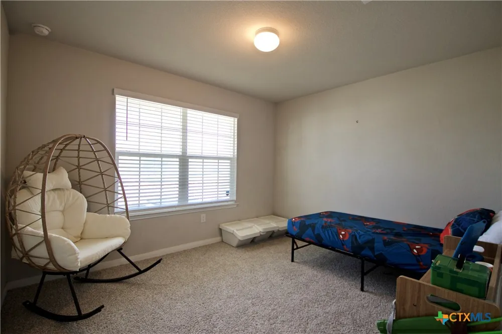 105 Harlan Drive Hutto, TX 78634