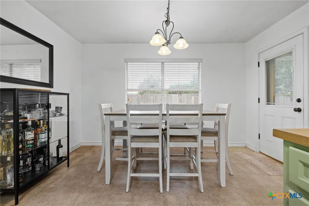 502 Atlas Avenue Killeen, TX 76542