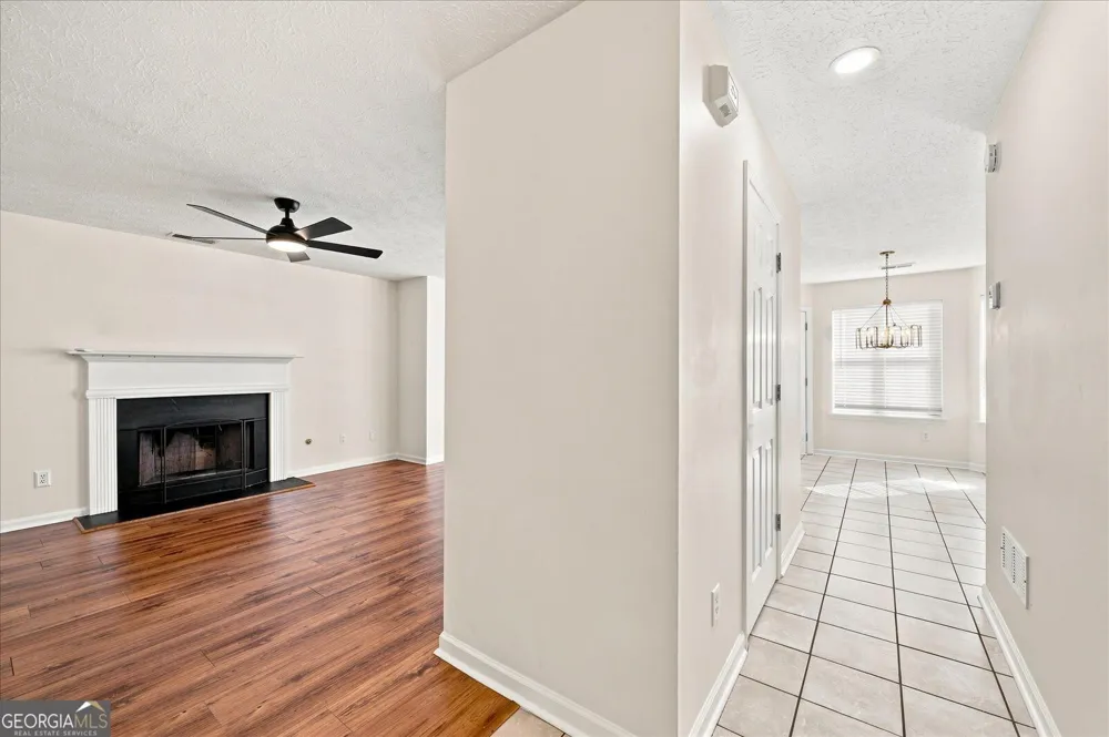 2928 Noah DR Acworth, GA 30101